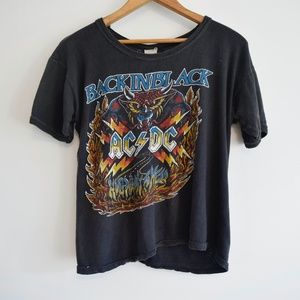 Rare Vintage AC/DC 70s 80s Thrashed Thin Tour Parking Lot Boot Tee Band T-Shirt